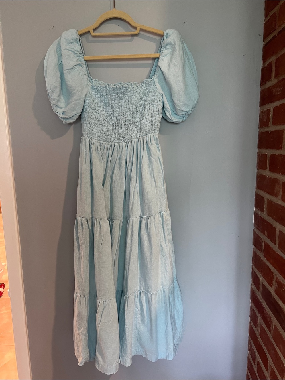 Abercrombie & Fitch Light Blue Smocked Puff-Sleeve Midi Dress - Picture 2 of 3